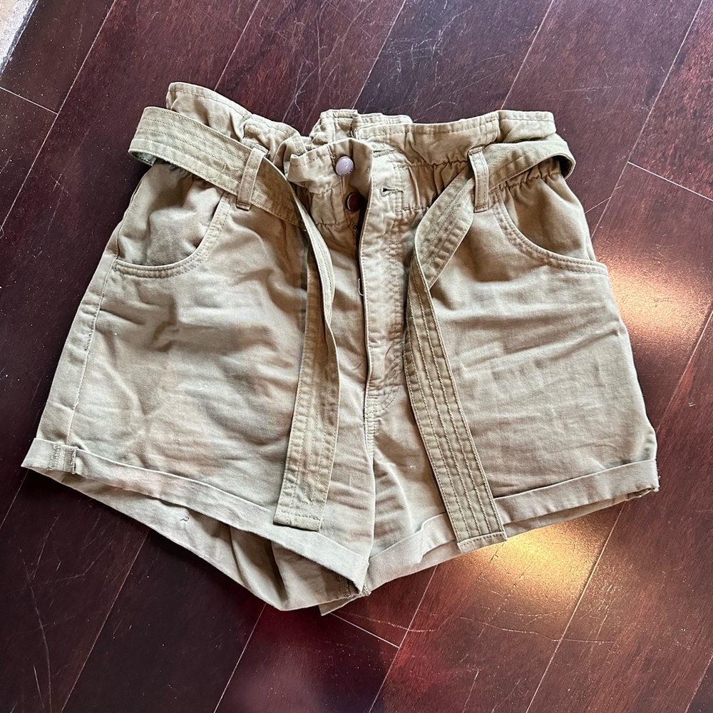 A&F Green Paperbag Shorts!